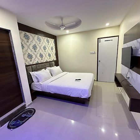 Hotel Golden View Vadodara Exterior foto